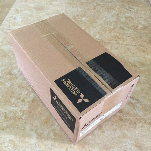 Inverter FR E720S 2.2K CHT 2.2KW 220V in box New Mitsubishi Free Shipping