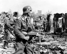 German Soldiers firing on Russian/ Soviet Troops 8x10 WWII WW2 Photo 910a