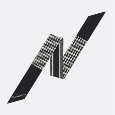 アウトレット DIOR Montaigne Graphic Mitzahスカーフ Dior Mitzah Scarf 105cm 41″ 6cm 2″ long rectangle silk