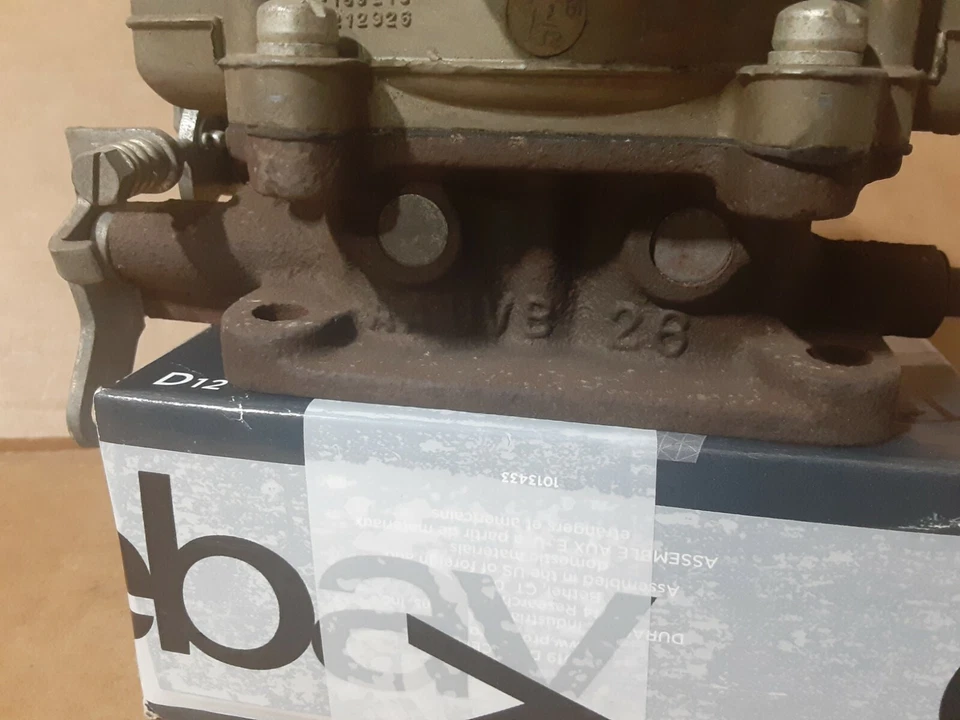 Camión Studebaker 1954 cabina C 3R28 y 38 Stromberg AAUVB 26 carburador nuevo de stock Foto 2 de 4