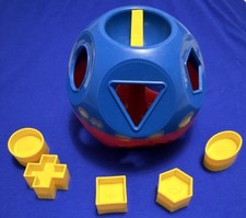 Tupperware Shape Sorter Vintage Toy Red Blue Yellow Educational Numbered Shapes