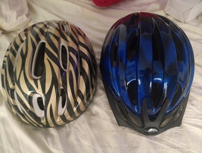Schwinn Fit + Form  Adult Hybrid Helmet Blue Model SW& No Brand Helmet  2 Includ