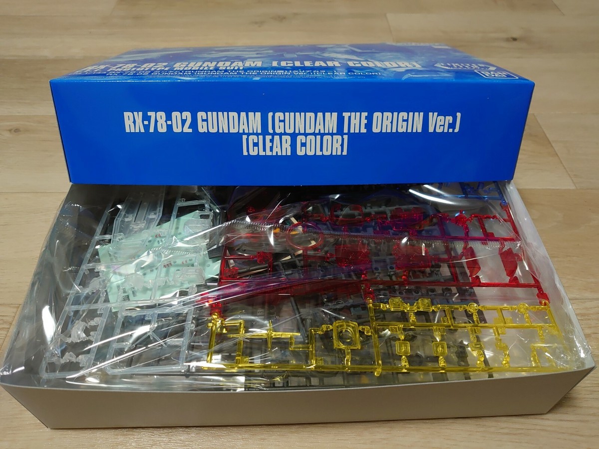 HG 1/144 RX-78-02 Gundam (GUNDAM THE ORIGIN version) [Clear