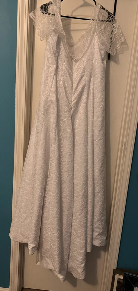 NUEVO Vestido de novia hecho a medida talla 14 Foto 2 de 3