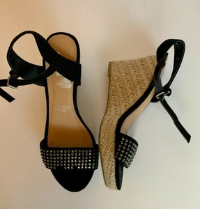 report jenny wedge sandal