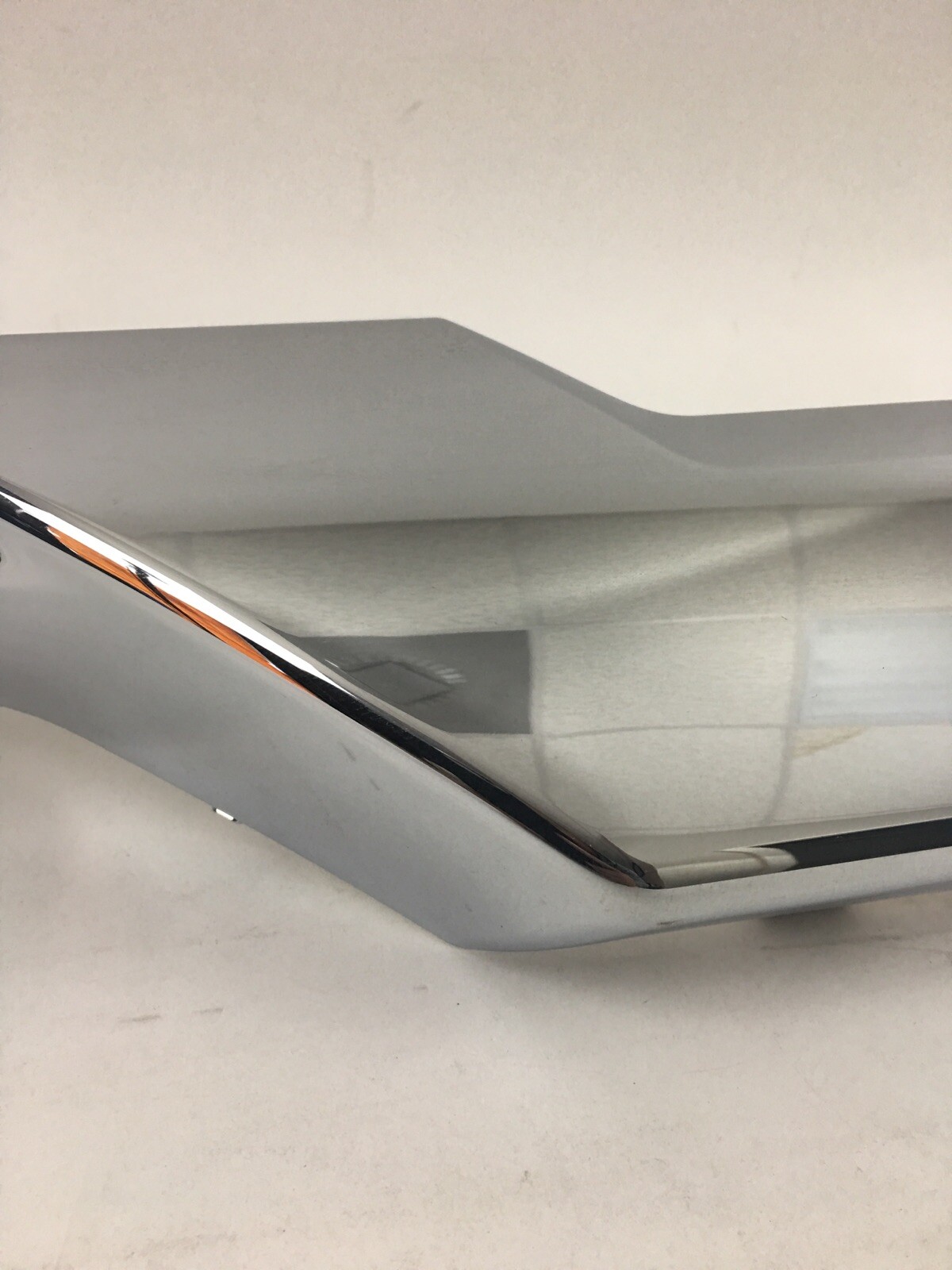 20162018 Chevrolet Silverado Chrome Front Bumper Skid Plate 23243083