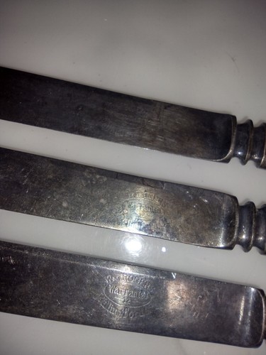 Lot Of 3 WM Rogers Warranted 12 DWT Knives Knife Set Butter Cheese Silver Plate - Picture 2 of 6