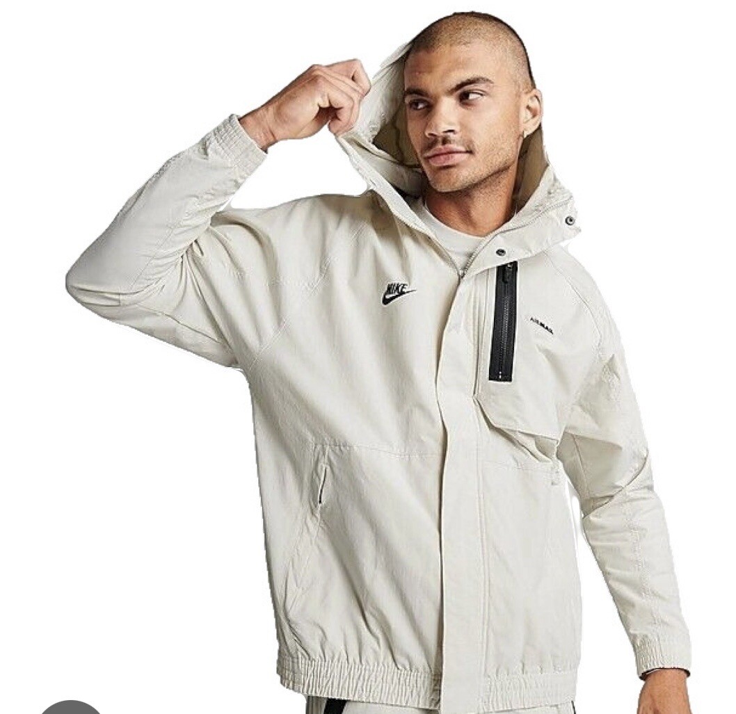 nike air max woven jacket large