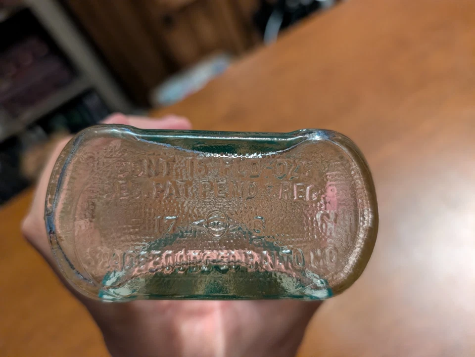 Botella de vidrio jarabe Space Foods Spaceman de colección de los años 50 Banco Bombardier Foto 3 de 4