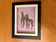 3D Wandbild Zebras im Rahmen – Handarbeit – Holzmotiv Afrika Deko Kunst