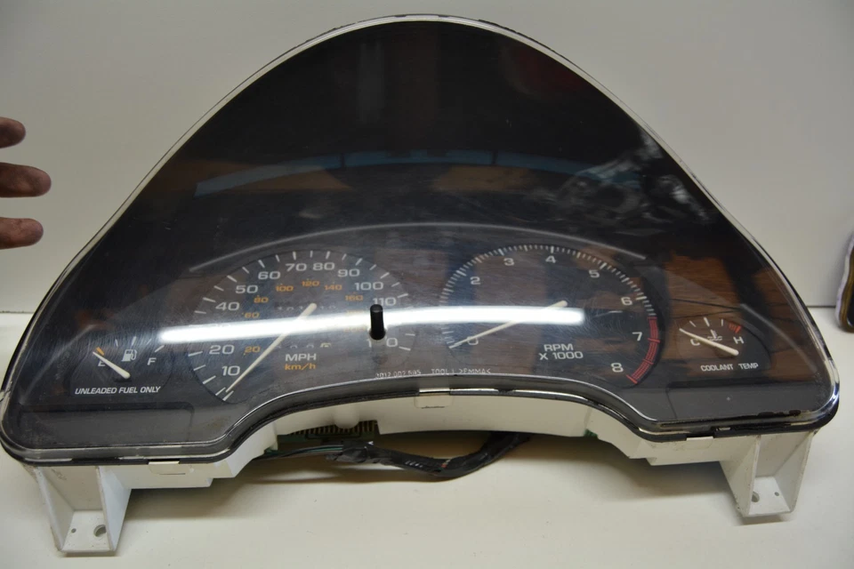 97-98 SATURN SERIE S SC2 CUADRO DE INSTRUMENTOS MEDIDOR VELOCÍMETRO OEM, 257-03025 Foto 2 de 4