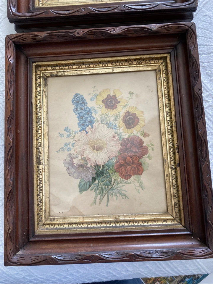 2双古董维多利亚胡桃木深影盒雕刻框架金色细节 — 第 4/4 张图片