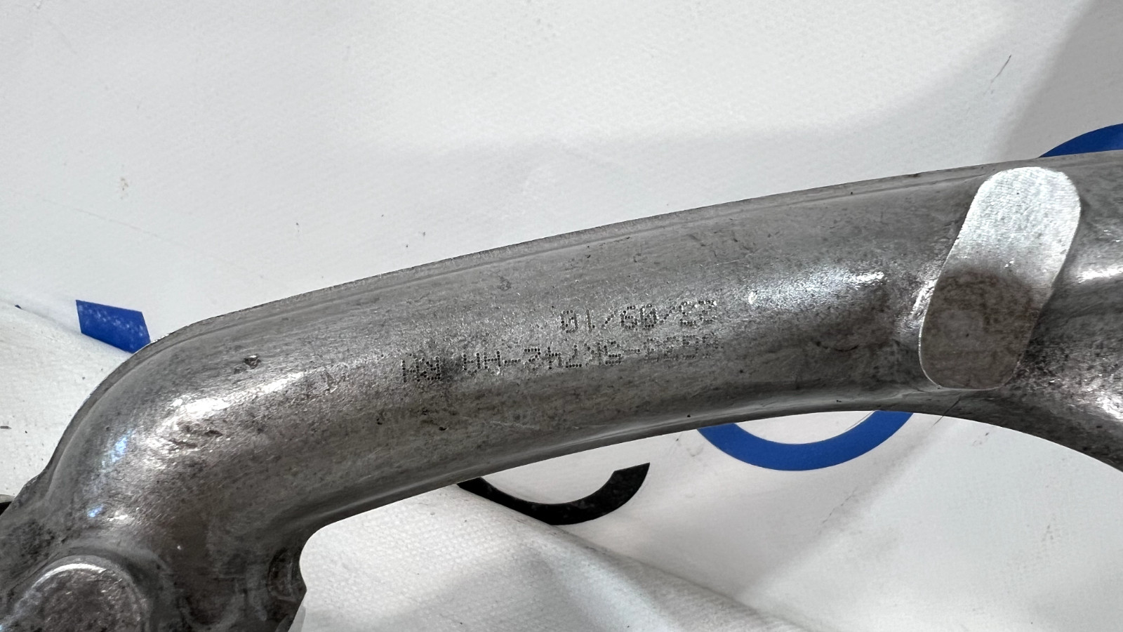 ASTON MARTIN V8 VANTAGE REAR RIGHT SIDE UPPER CONTROL ARM OEM 2007 - 2010 ✔️