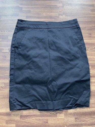 Ann Taylor LOFT Petite Women's Black Skirt Size 00P - Picture 1 of 4