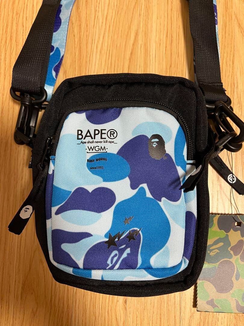 A BATHING APE 　セントマイケル　カモ柄 ショルダーバッグ ブルー系 A BATHING APE Camouflage Shoulder Bag blue 17 × 12 x 6.5㎝ strap