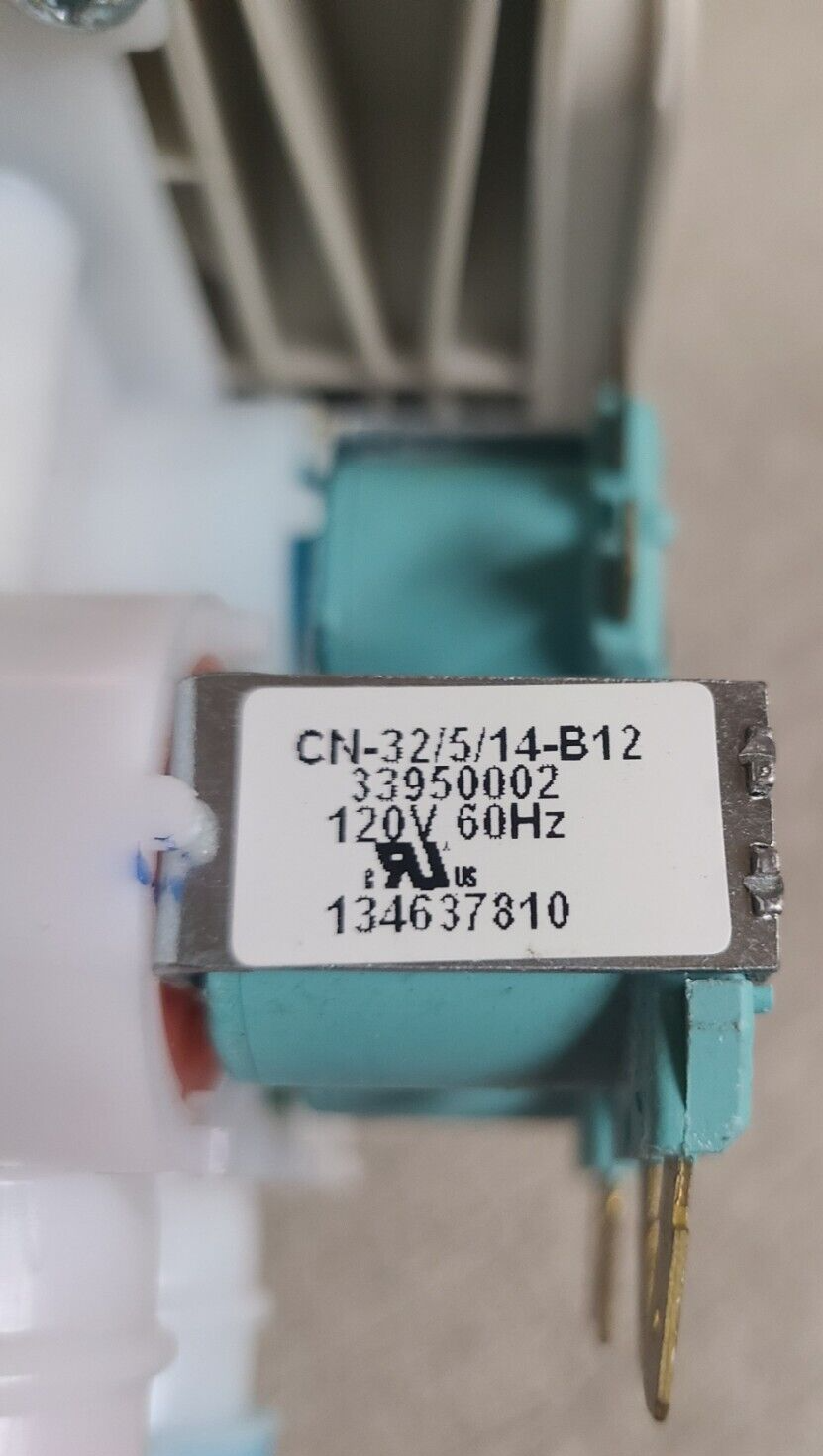 New Electrolux Dispenser Drawer, Housing, & Valve 134964020 5304505336