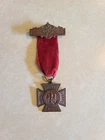 Antique CIVIL WAR VETERN WOMENS RELIEF CORPS BADGE MEDAL 1883