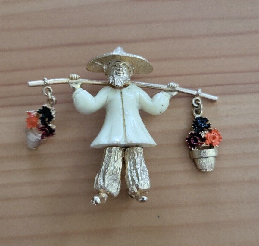  Hattie Carnegie Asian Man Flower Vendor Enamel  Resin Brooch Unsigned