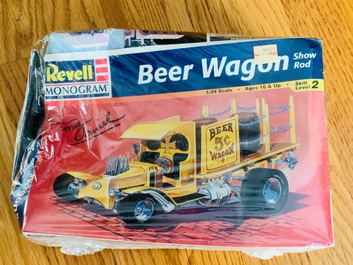 Monogram #2453 1/24 Scale Tom Daniel Beer Wagon Show Rod Model Kit - Damaged Box