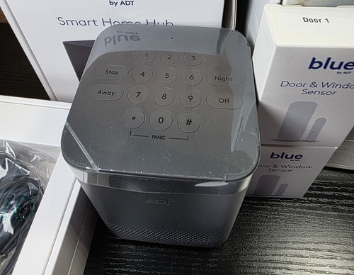 ​Blue by ADT Smart Home Security System Bundle - Hub, Video Doorbell, & Sensors - Picture 6 of 9