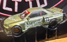 Kaido House Mini GT 1:64 Nismo Nissan Skyline GT-R R34 Gold Opening Hood