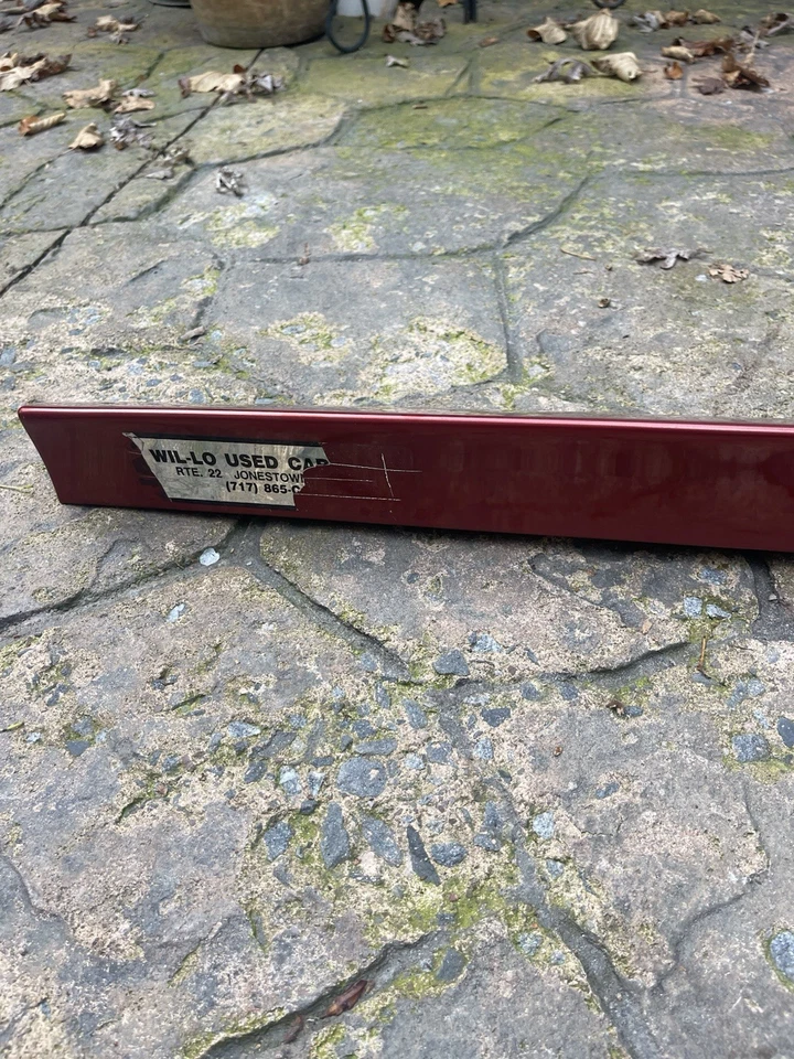 87-90 Camaro Rear Spoiler Wing Factory OEM 20642881 3rd brakelight - Image 4 of 4