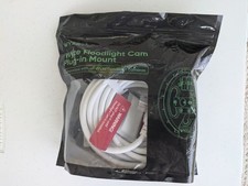   Wyze Floodlight Cam Plug-in Mount for Wyze Floodlight Cameras v1/v2/Pro  