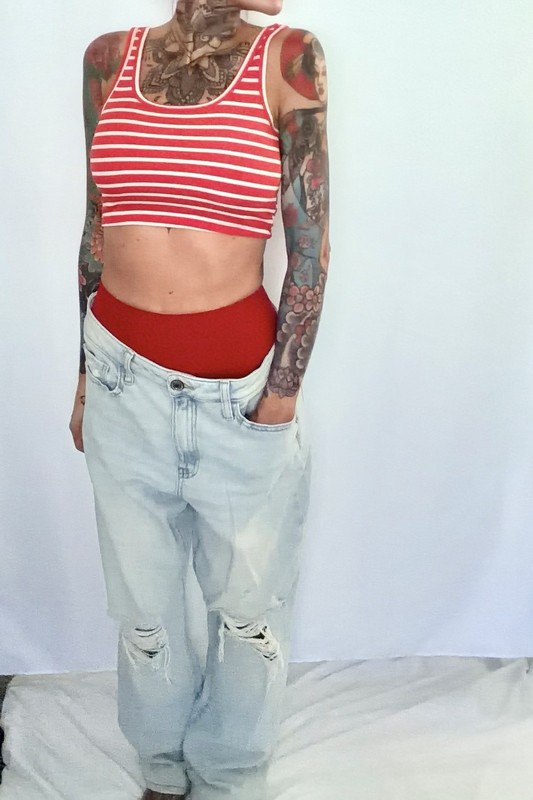So goods For Life Women’s Jeans Size 9/29 Destroyed Denim 90’s Straight Leg