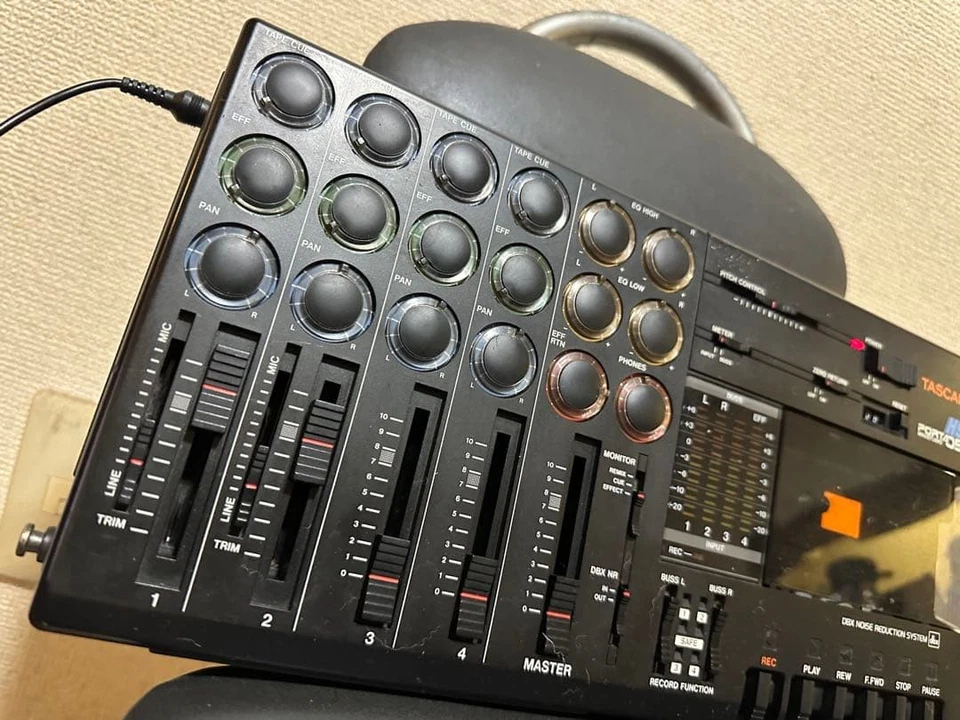 Tascam Porta 05 Ministudio Multitrack Cassette Recorder Power On FF Tested Japan - Image 2 of 4
