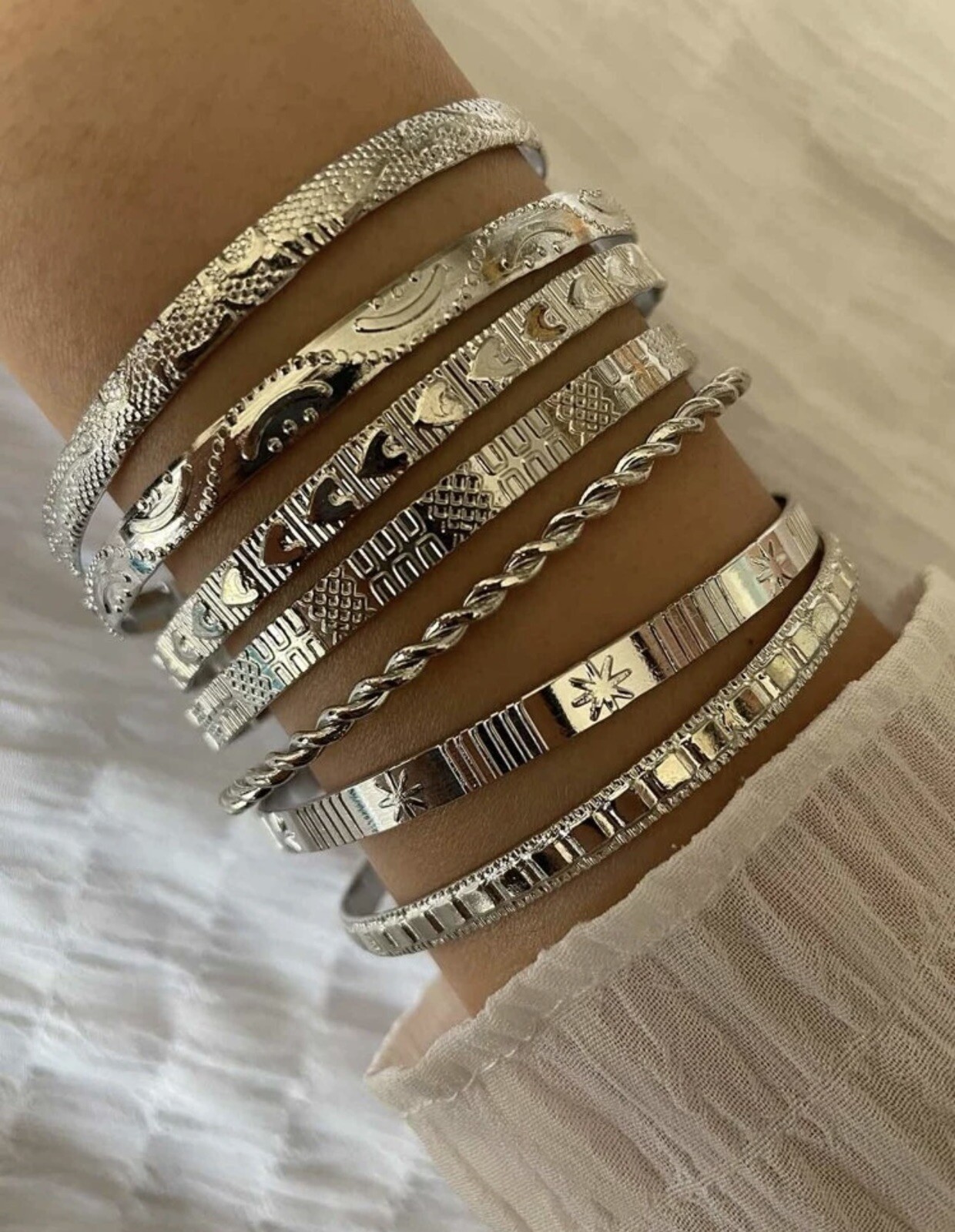 Bracelet femme argenté lot de 7 pièces coeur et étoile pour offrir à un anniversaire