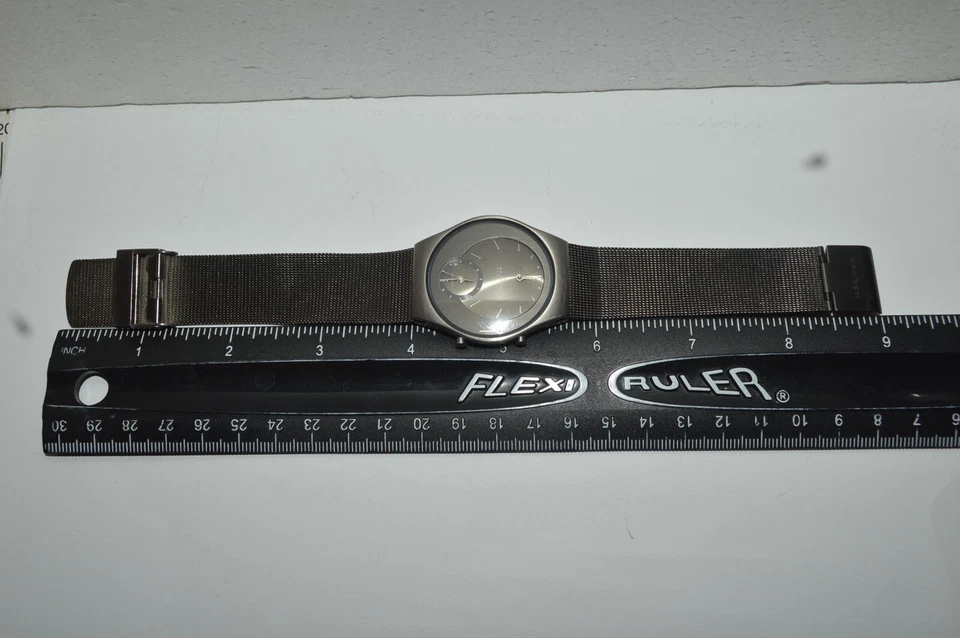 SKAGEN 733XLTTM Titanium Dual Time Watch 37mm Tested 1 Mvnt Works Sold As-Is - Image 4 of 4