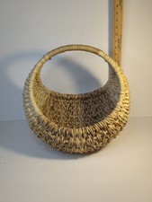 VINTAGE RATTAN WICKER GONDOLA BASKET LARGE Woven Farmhouse Boho Chic