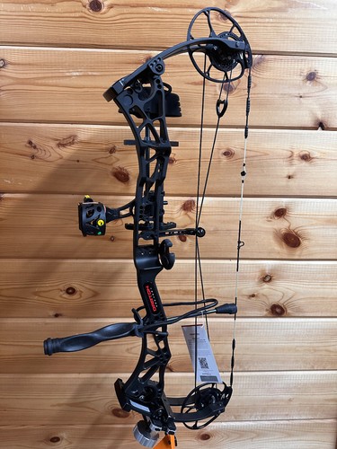 Darton Consequence 2 RH 70# Flat Dark Earth Black Limbs Ready Hunt Package Bear - Picture 2 of 2