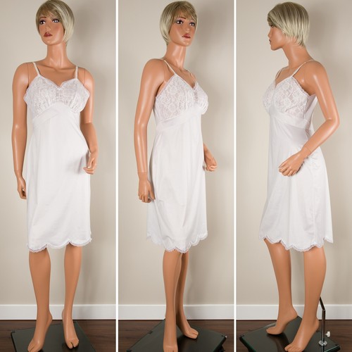 💖 Vintage 1960s VANITY FAIR White Full Slip Skirt Silky Nylon Lace Bodice Sz 34 - Picture 2 of 12