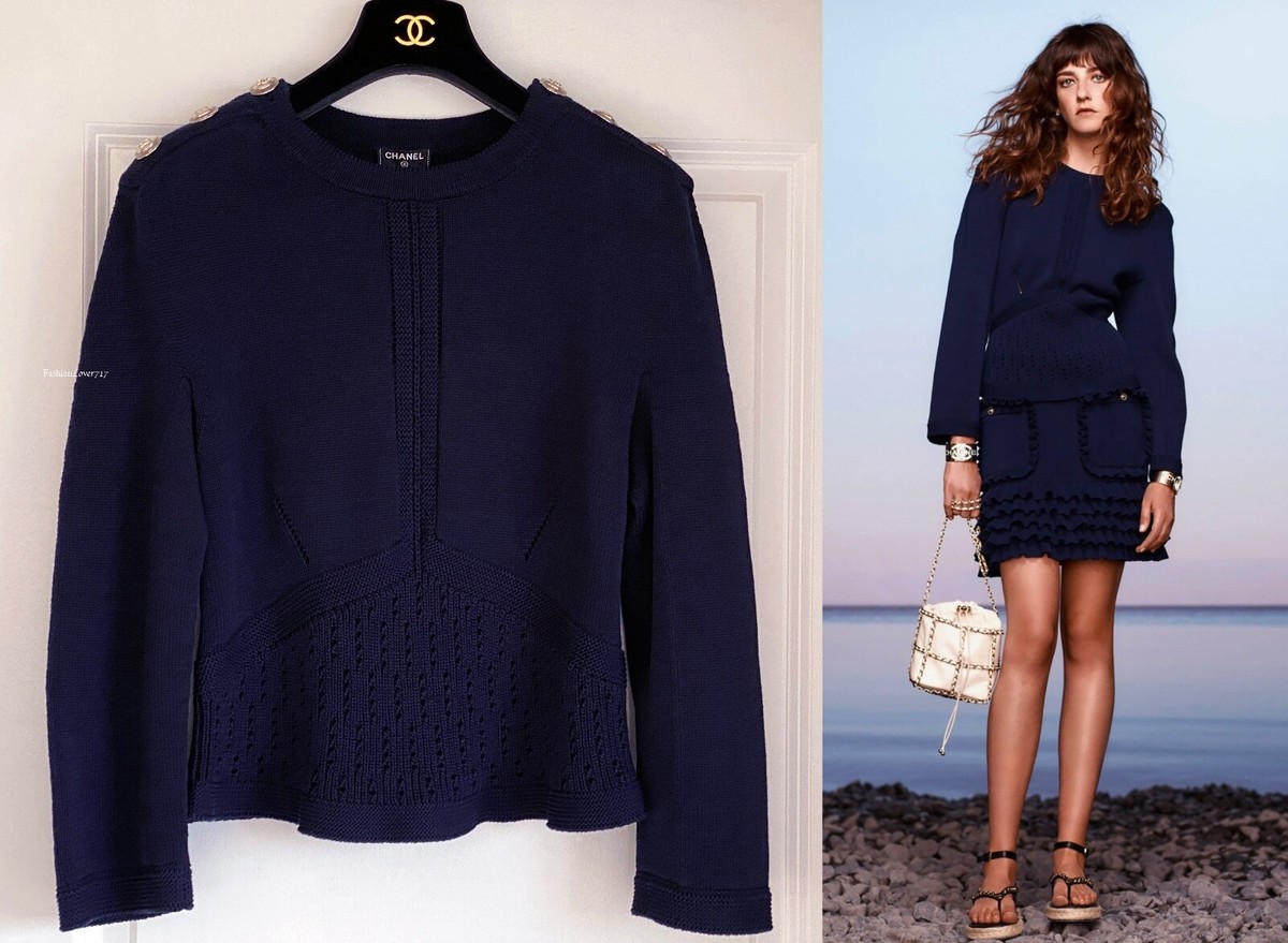NWT $3000 21C CHANEL NAVY BLUE GOLD CC BUTTONS PULLOVER KNIT