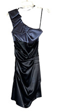B Darlin Gray/Black Satin 1-Shoulder Ruched & Pleated Formal/Prom Dress Size 3/4