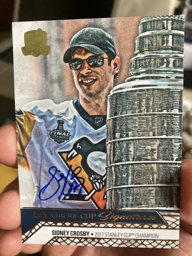 Sidney Crosby 20-21 Upper Deck The Cup Day With The Cup Signatures Penguins Mint