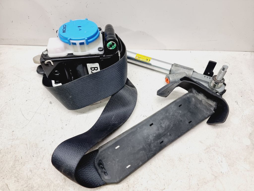 2018 Renault KOLEOS RHD Front Right Seat Belt 868843320R for sale  