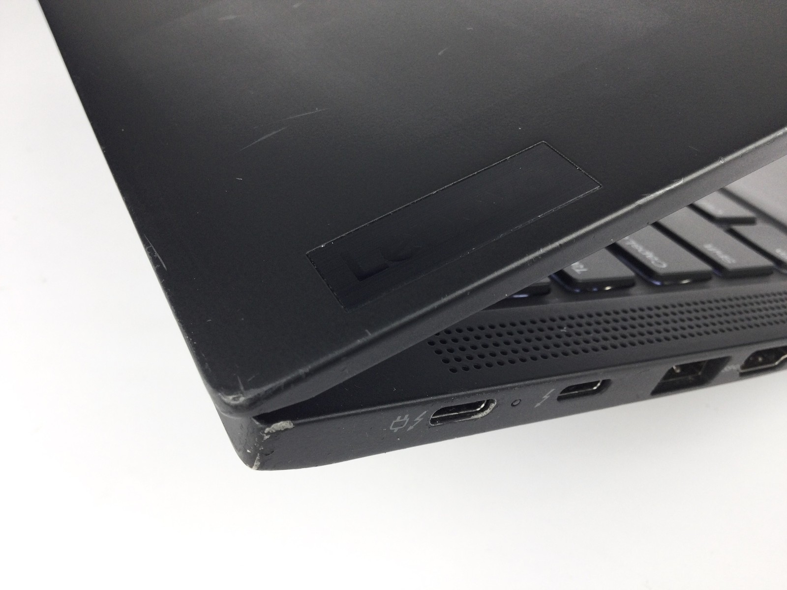 Lenovo X1 Series ThinkPad X1 Carbon Gen 10, 14-Inch Laptop, with Intel Core i5 12th Gen., Windows 11 Pro