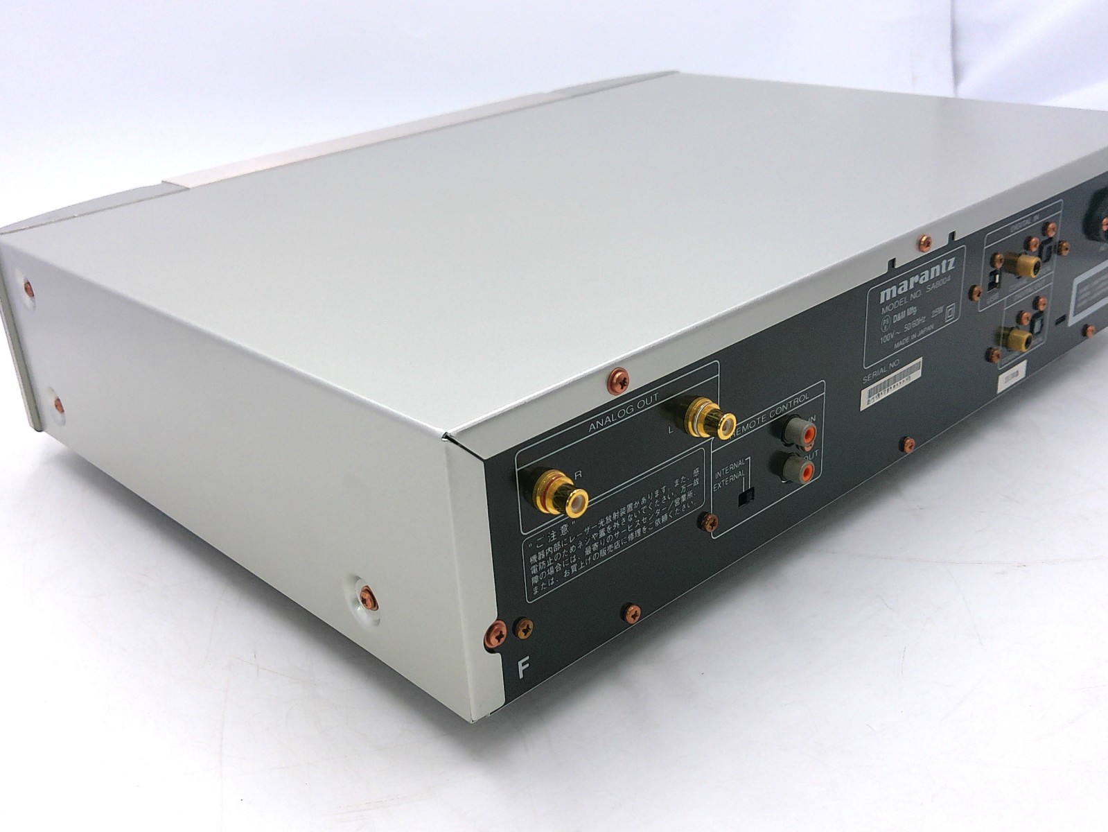 Marantz SA8004 SACD - Super Audio CD Player w/ Remote control R3329