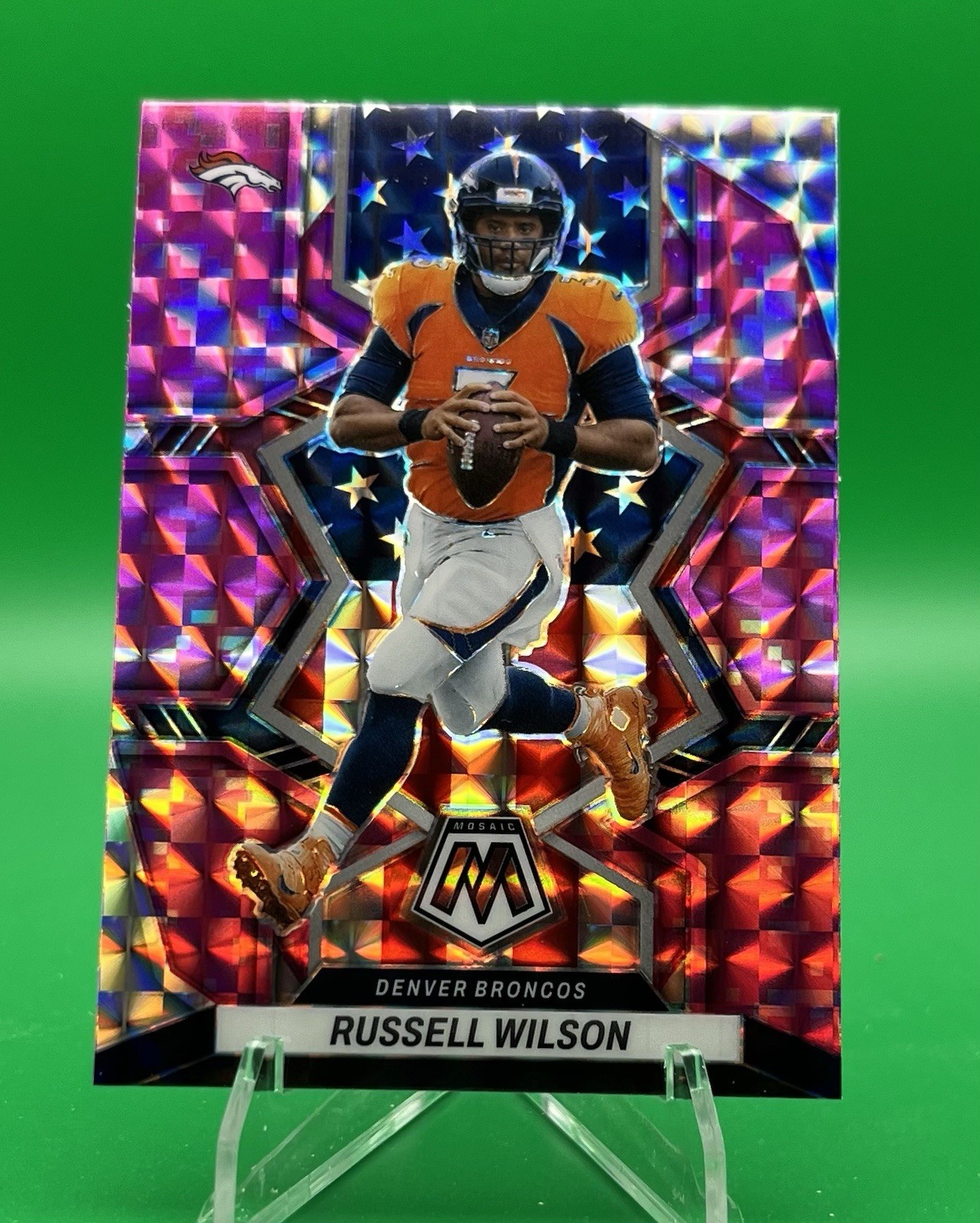 2022 Panini Mosaic Mosaic Camo Pink Card 257 Russell Wilson denver Broncos