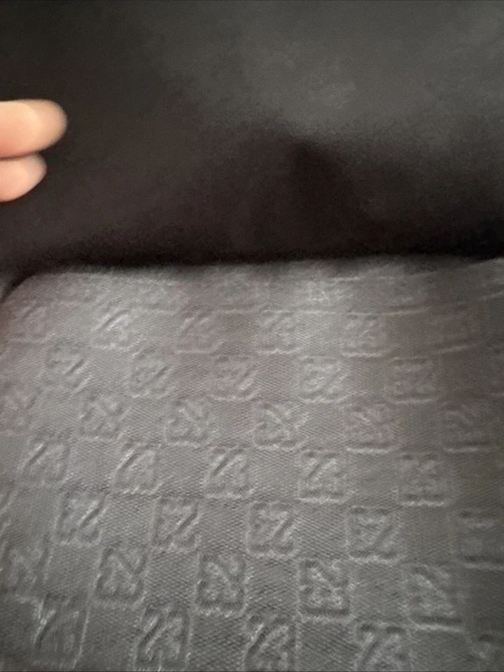 Hombre Jordan Monograma Bandolera Negro Dorado Foto 2 de 4