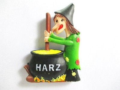 Harz Hexe mit Kochtopf Magnet Poly Germany Souvenir Niedersachsen Thüringen