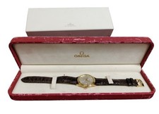 OMEGA DE VILLE PRESTIGE WRISTWATCH. LEATHER AND 18K GOLD. SWITZERLAND. 20TH.