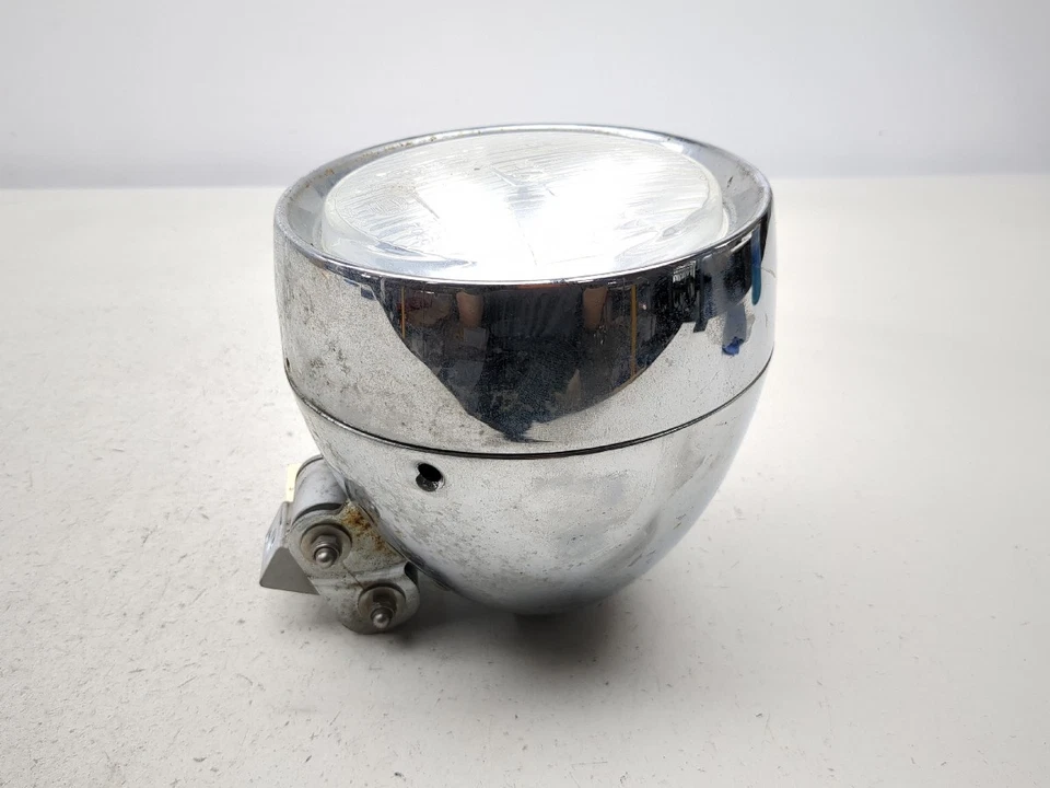 09-17 Triumph Thunderbird 1600 前灯头灯 — 第 2/4 张图片