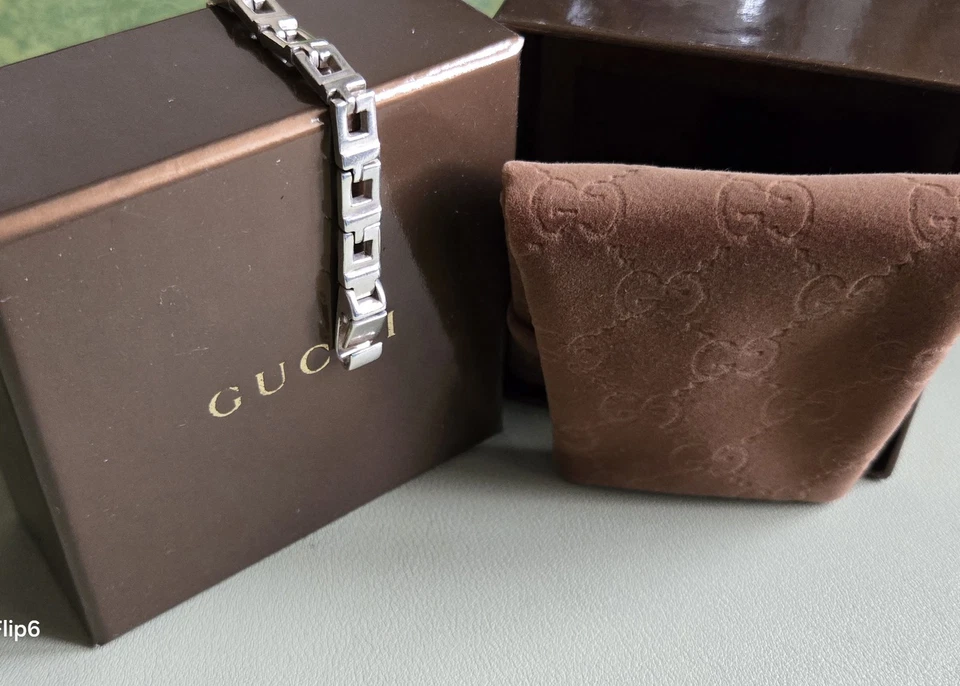 Rare & Genuine Gucci Unisex Silver Bracelet, Geometric G. - Image 3 of 4