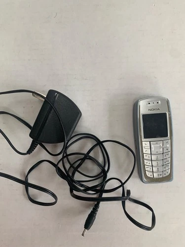 Nokia 3120 - Blue and White Cellular Candybar Phone
