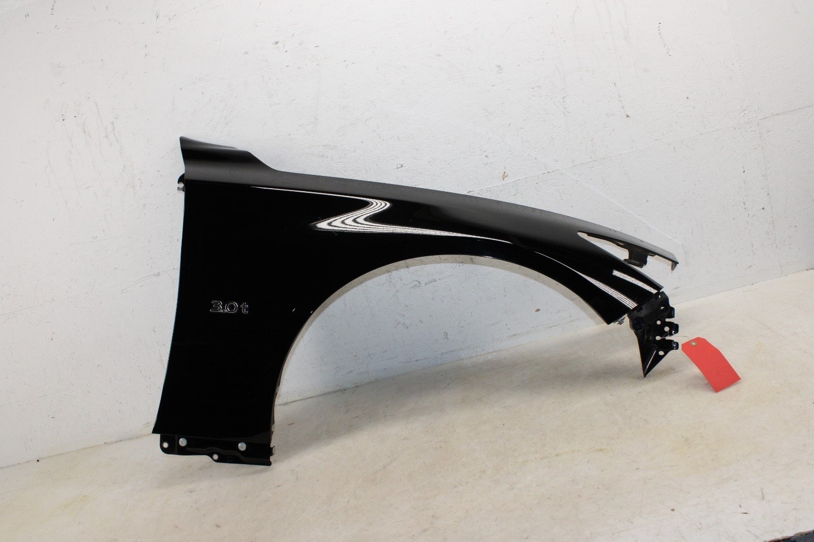 2014-2023 Infiniti Q50 Right Fender OEM **LOCAL PICKUP ONLY** ND3