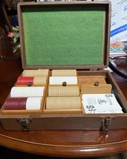 Vintage Lowe Poker Chip Set with 2 Joker Bicycle Cards Made In USA And Case