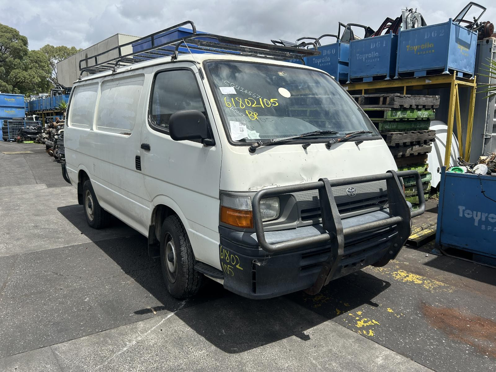 Toyota Hiace Left Front Window Regulator RZH103 11/1989-12/2004 - thumbnail 2